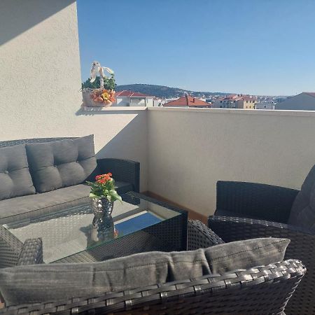 Apartment Ma Mi Трогір Екстер'єр фото