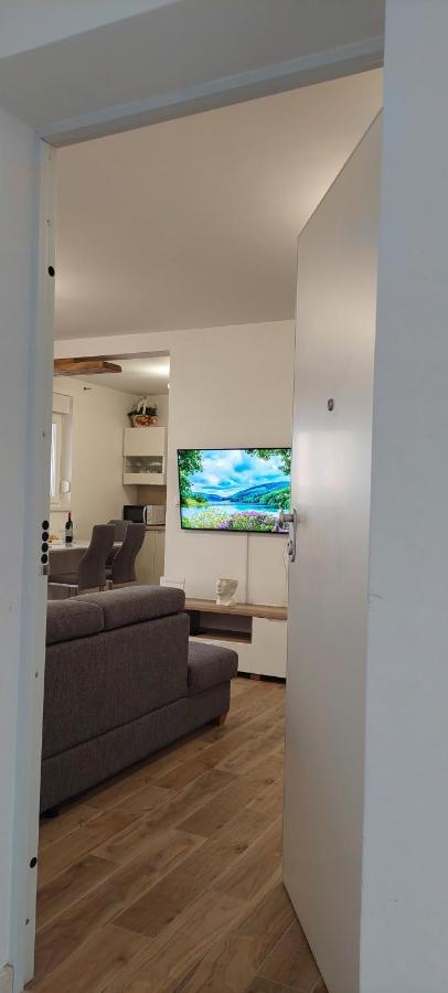 Apartment Ma Mi Трогір Екстер'єр фото