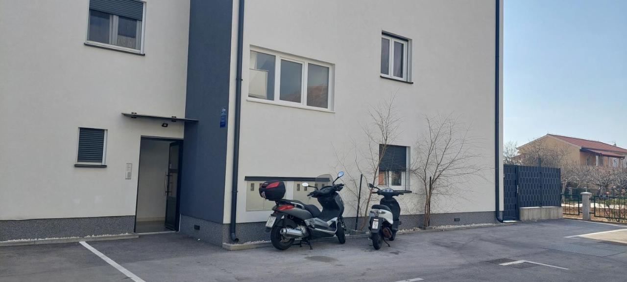Apartment Ma Mi Трогір Екстер'єр фото