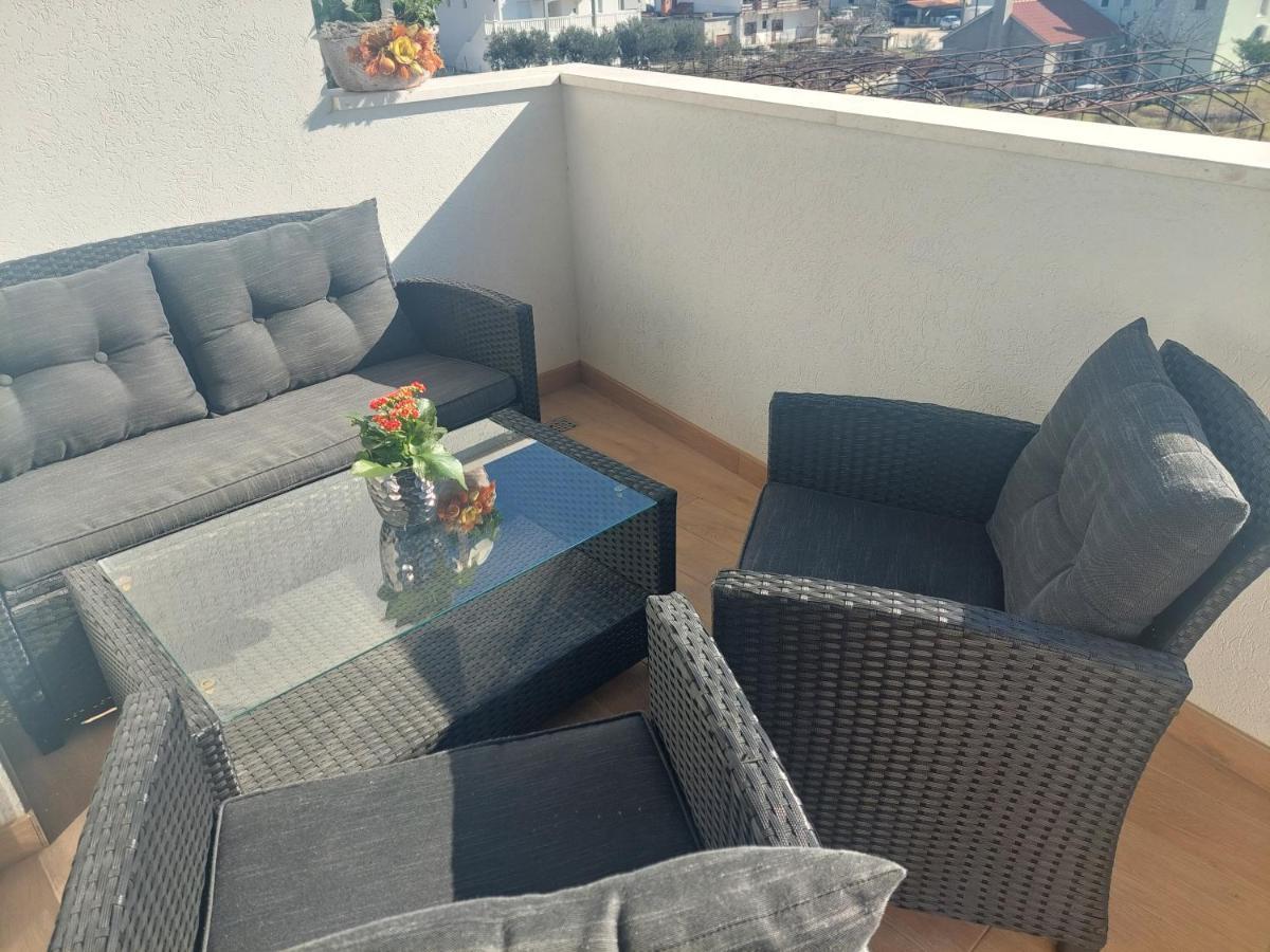 Apartment Ma Mi Трогір Екстер'єр фото